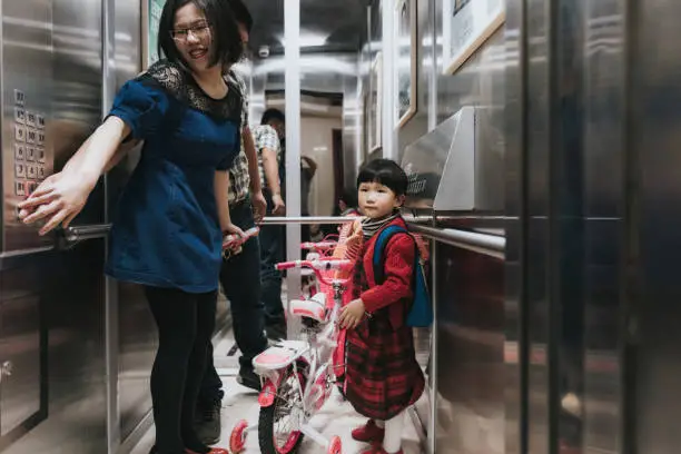 Capsule Lift (6000 CE) brings extra to your building